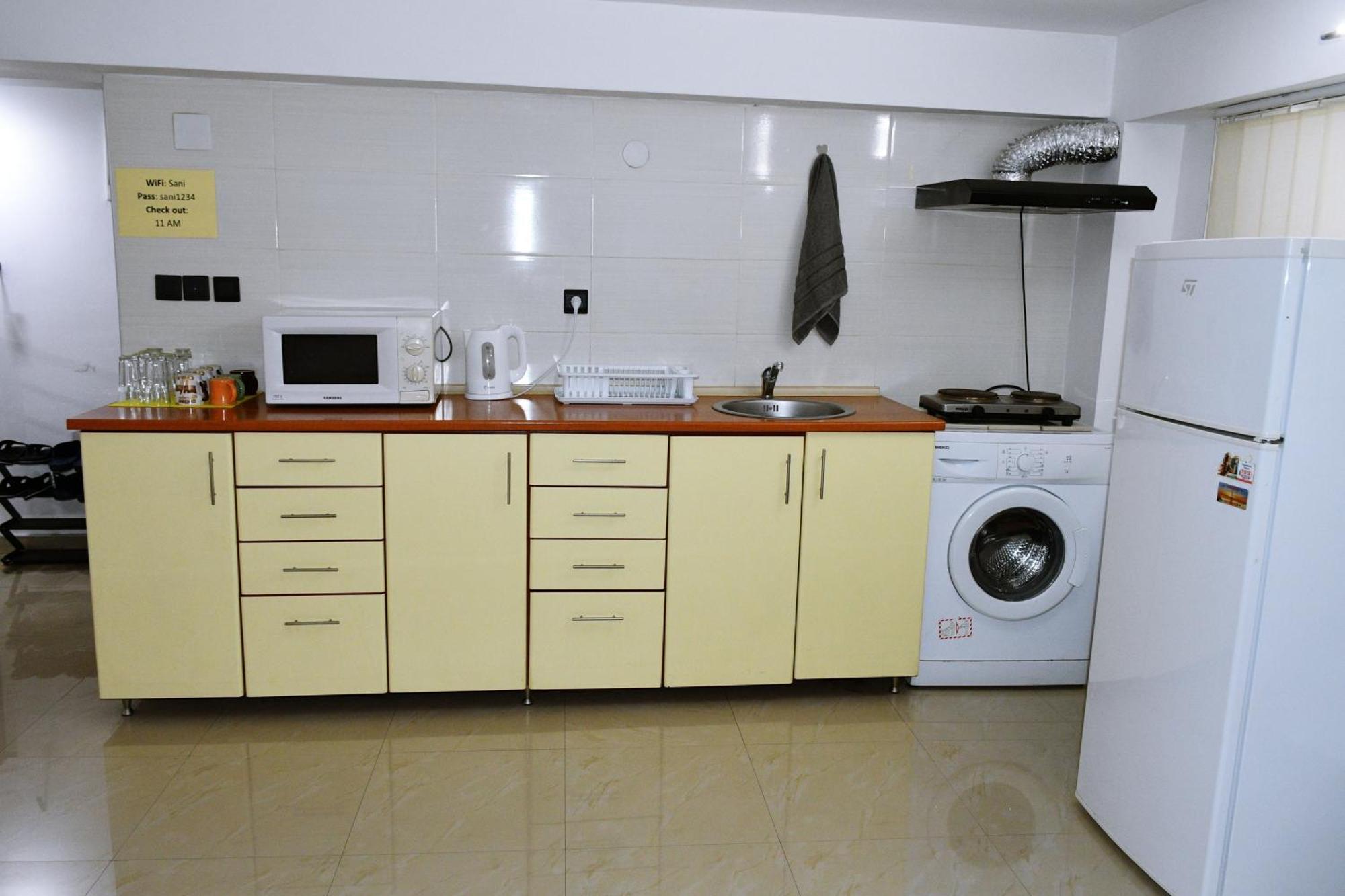 Sweet Basement Suteren Apartments Parking 5 Euro 스코페 외부 사진